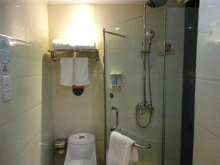 Куньмин: Greentree Inn