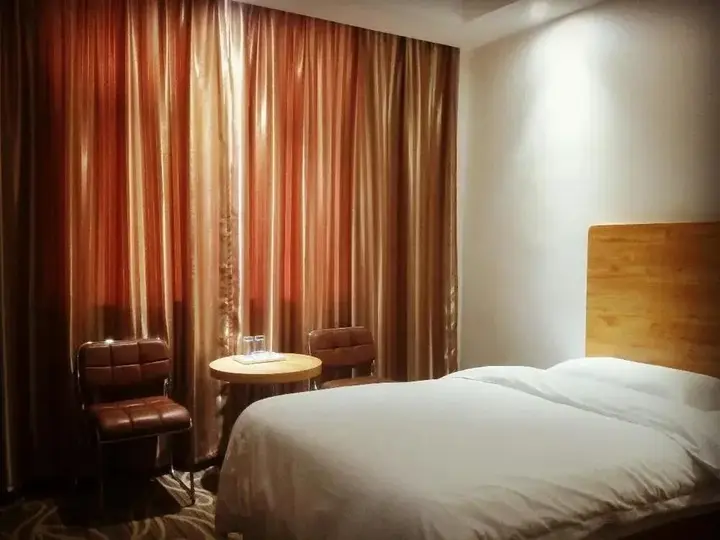 Сяньян: Royal Dragon Airport Hotel