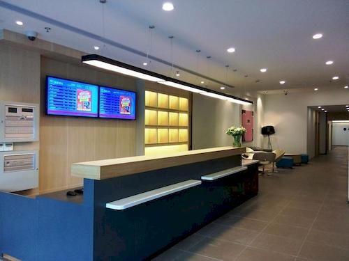 Далянь: Hanting Hotel Dalian Huanan Square