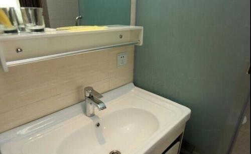 Чэнду: Chengdu Xiangping Business Hotel