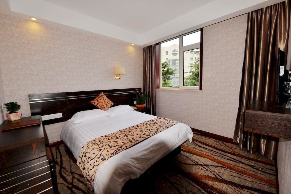 Циндао: Qingdao Yahai Hotel