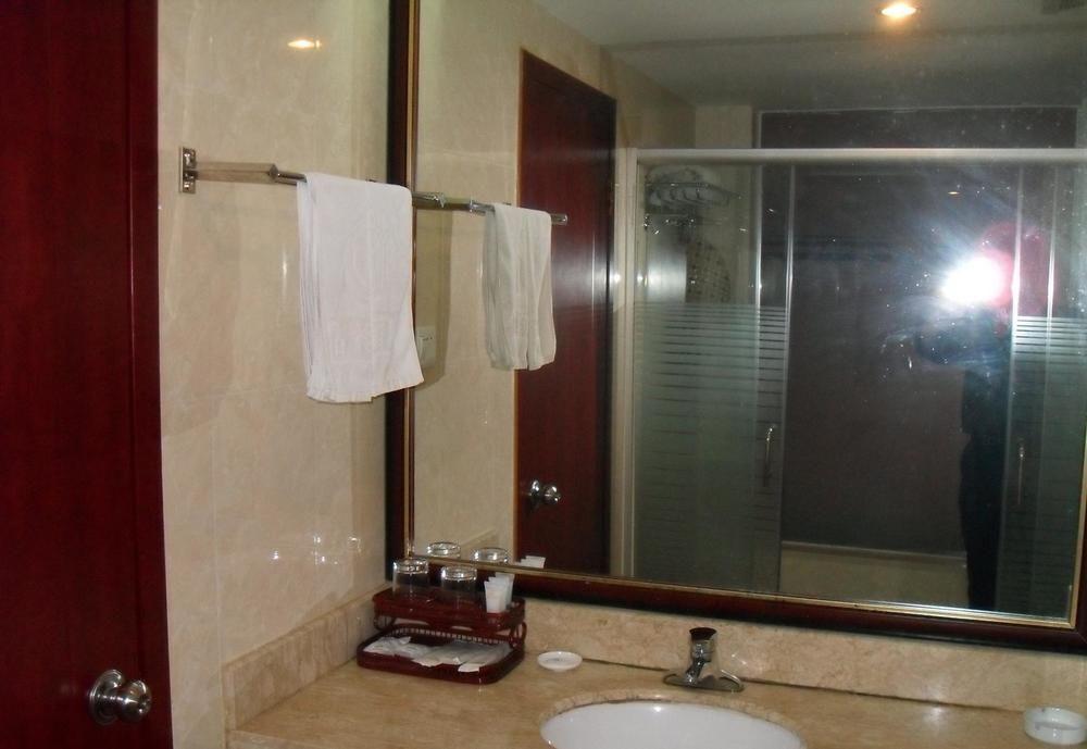 Сямынь: Jingyu Business Hotel - Xiamen