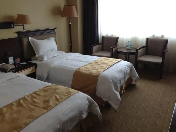 Гуанчжоу: Lifu Hotel - Huang Pu Road Run Du