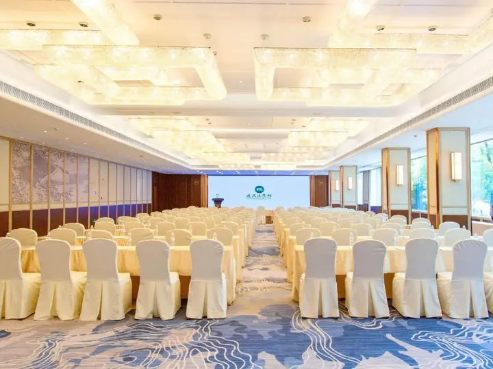 Гуанчжоу: Guangdong Yingbin Hotel