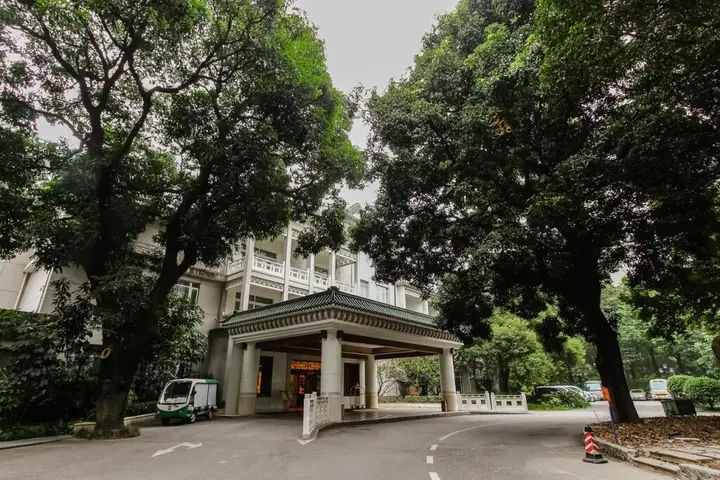 Гуанчжоу: Guangdong Yingbin Hotel