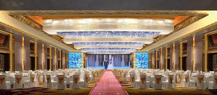 Наньтун: Howard Johnson Zhongyang Plaza Nantong