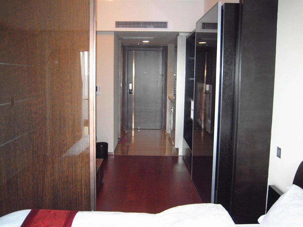 Гуанчжоу: She & He Hotel Apartment - River Class