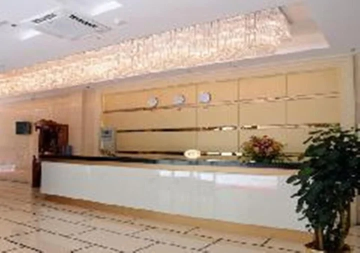 Джиангме: Guangdong Hotel