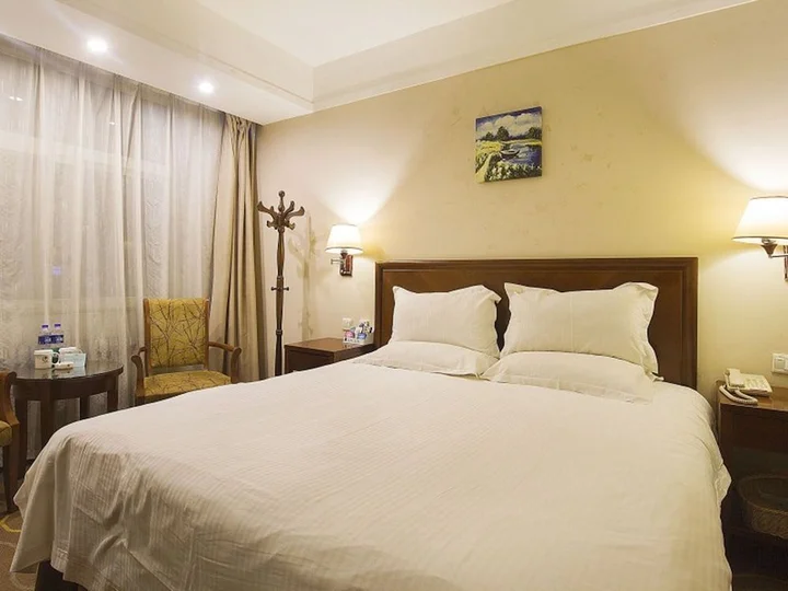 Пуян: GreenTree Inn Puyang Oil-field Headquarters Hotel