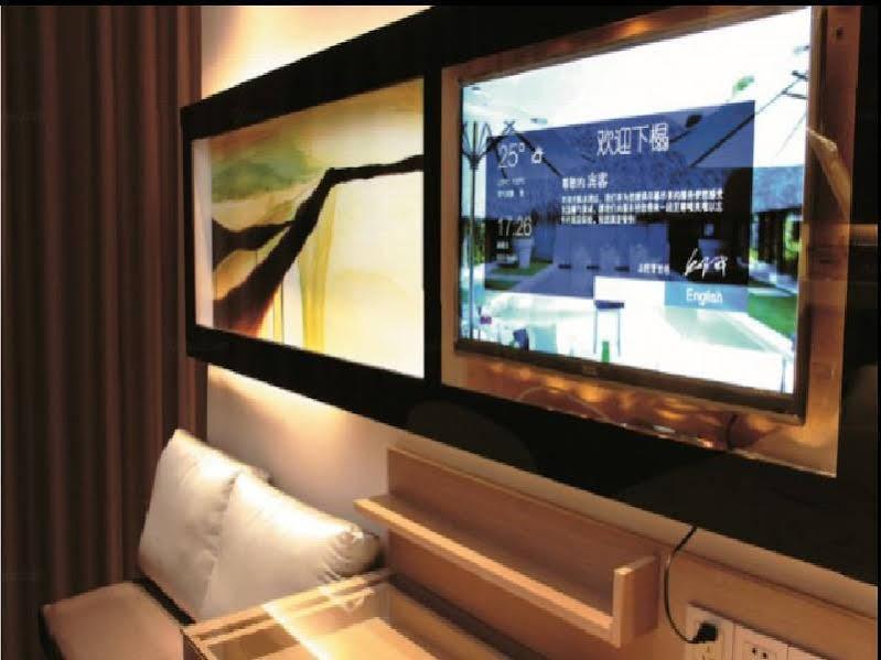 Ухань: Lavande Hotel Wuhan Huanghelou Branch