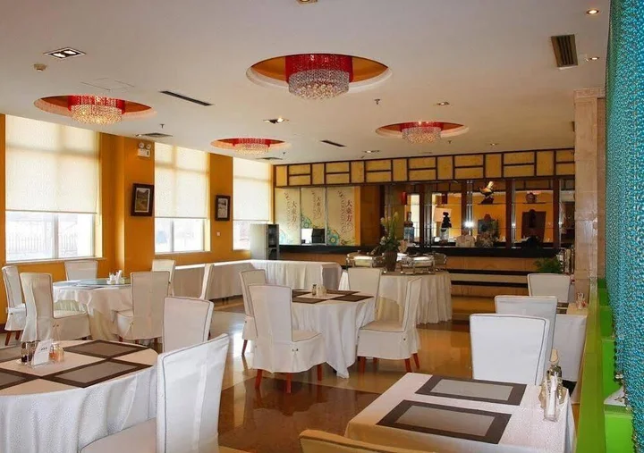 Пекин: Ground Oriental Hotel