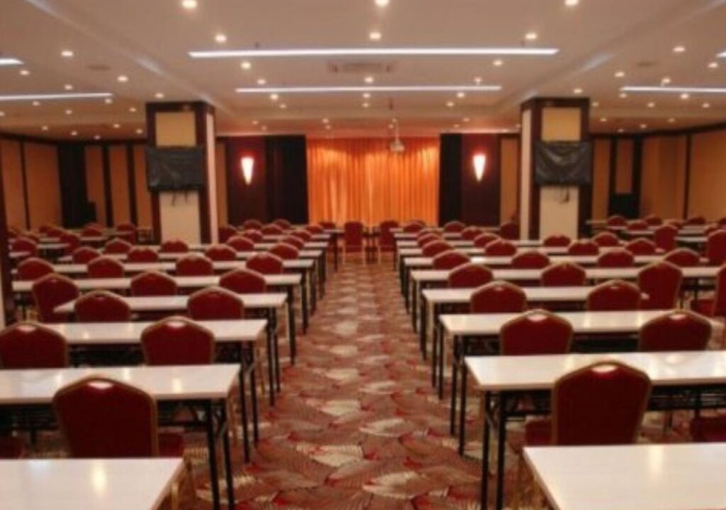 Тяньцзинь: Mayfair Hotel