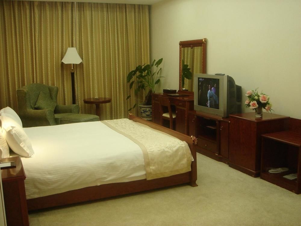 Пекин: Phoenix Tree Hotel