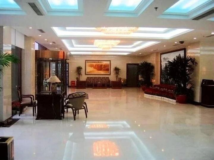 Пекин: Phoenix Tree Hotel