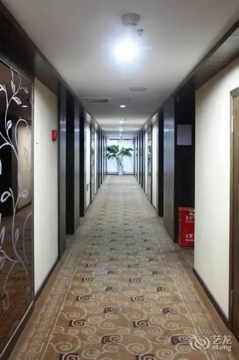 Чэнду: Yidu Hotel  Chengdu