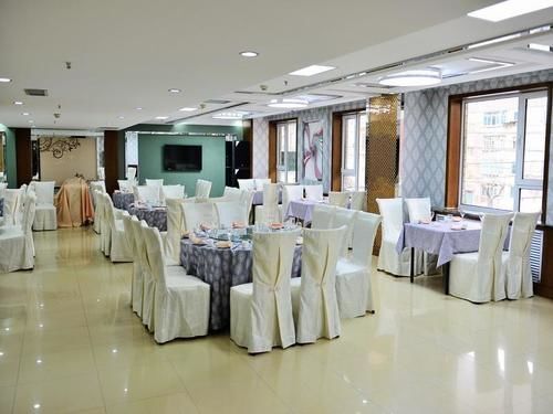 Далянь: Dalian Railway Hotel