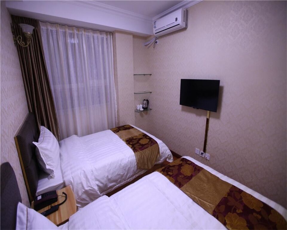 Далянь: Liangyou Fast Hotel