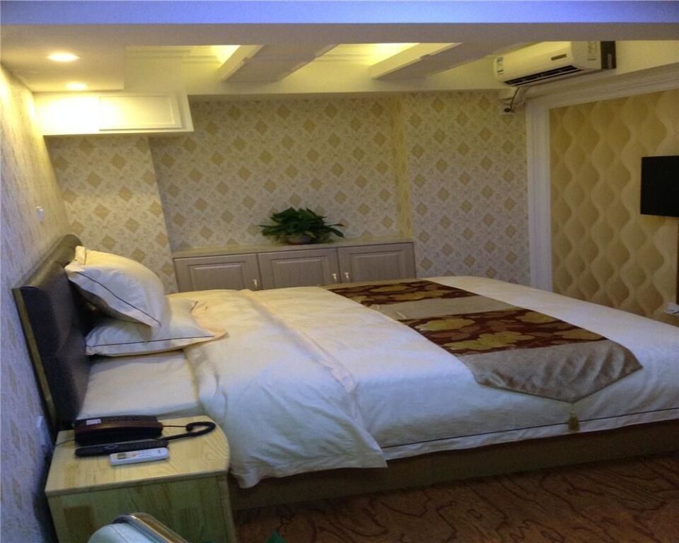 Далянь: Liangyou Fast Hotel