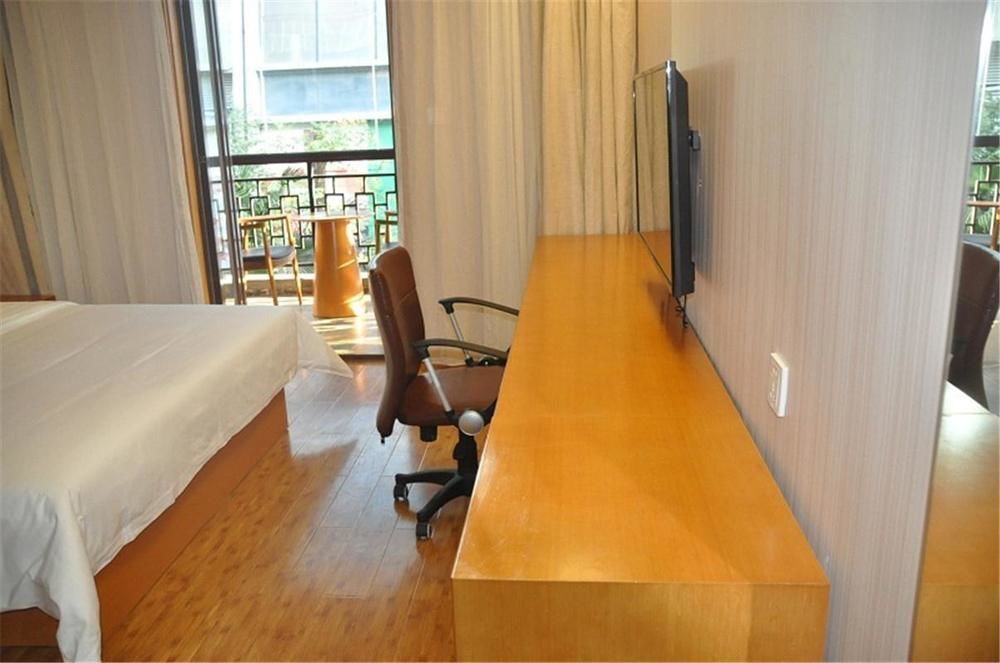 Чэнду: Ji Hotel (CCNICEC, Chengdu)