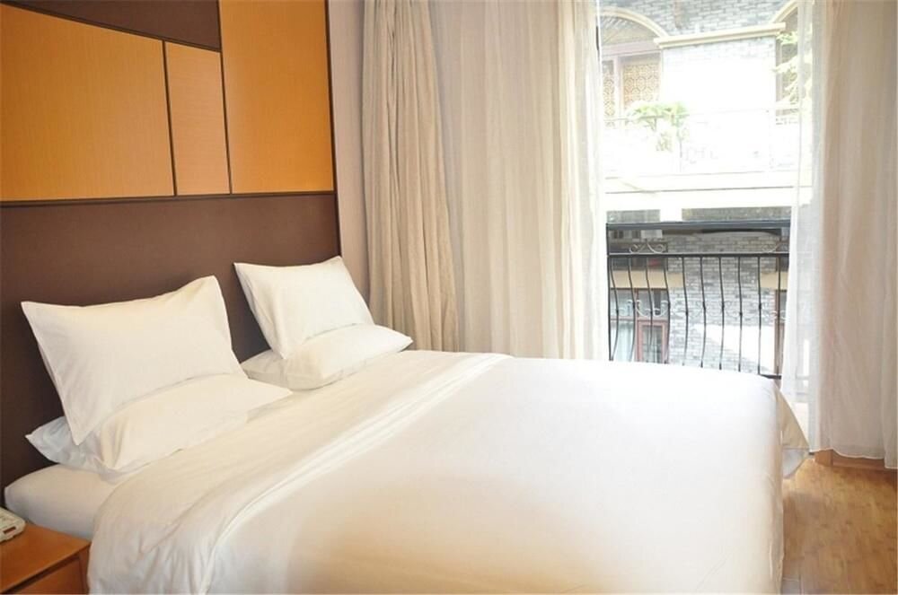 Чэнду: Ji Hotel (CCNICEC, Chengdu)