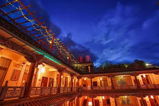 Дали: China Old Story Inns of Dali