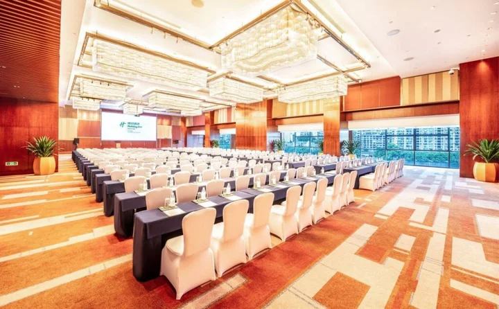 Neijiang: Holiday Inn Neijiang Riverside by IHG