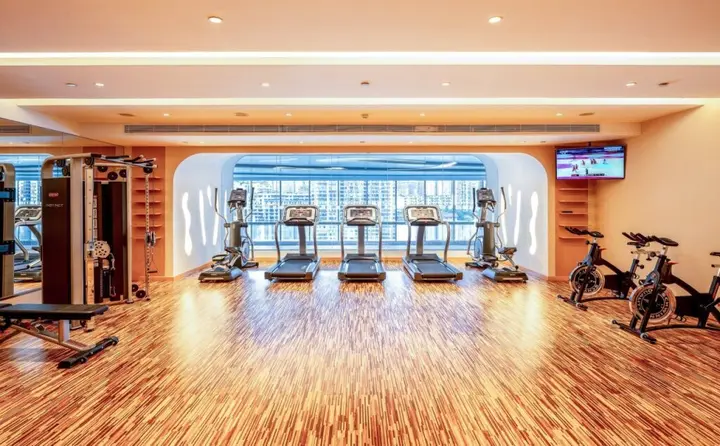 Neijiang: Holiday Inn Neijiang Riverside by IHG
