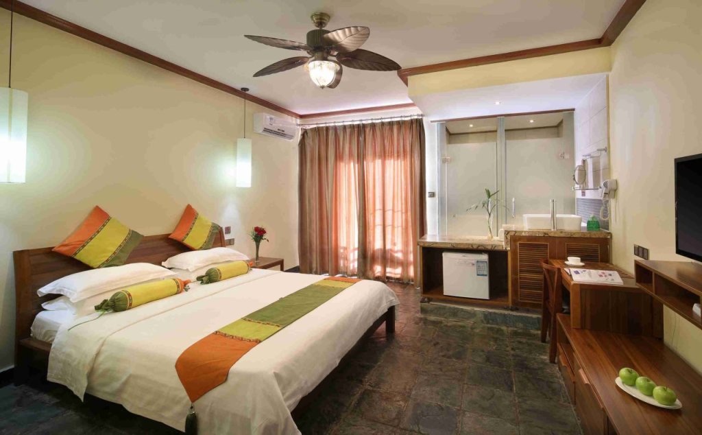 Санья: Sunny Sanya Family Inn-Yalong Bay