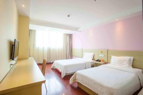 Ухань: 7 Days Inn Wuhan Guanggu Zhongnan University of Economics and Law