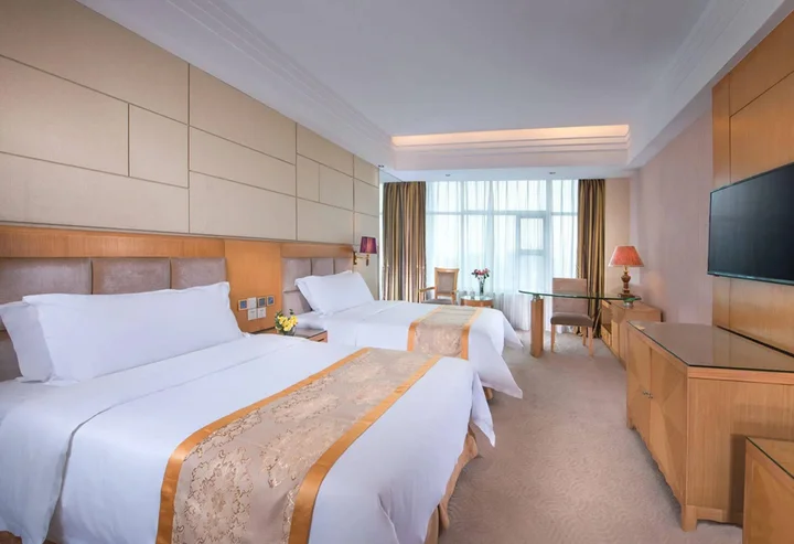 Шэньчжэнь: Vienna Hotel Shajing