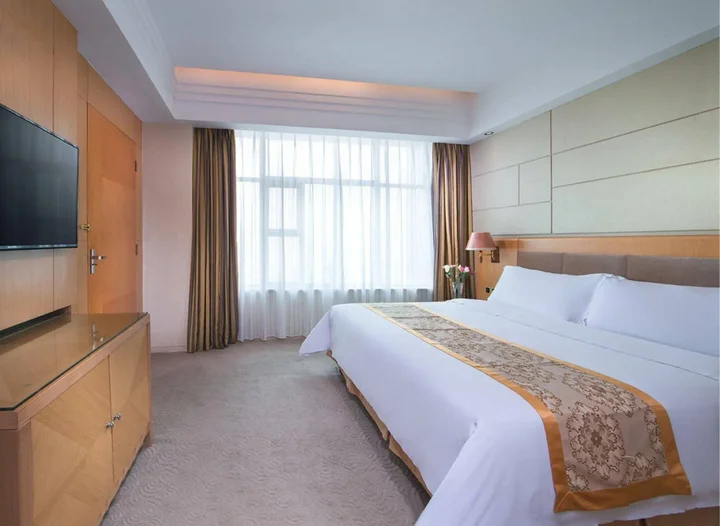 Шэньчжэнь: Vienna Hotel Shajing