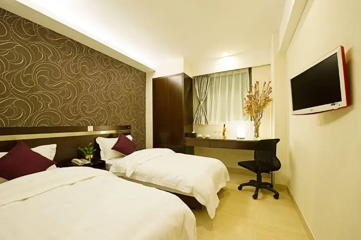 Коулун: Pop Inn Mong Kok