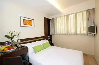 Коулун: Pop Inn Mong Kok