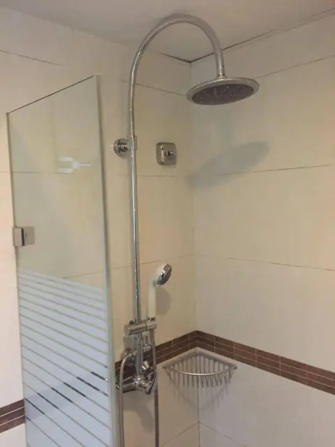 Коулун: Pop Inn Mong Kok