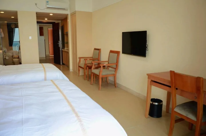 Янгиианг: Ailande Holiday Apartment (Yangjiang Poly Shili Yintan Shop)