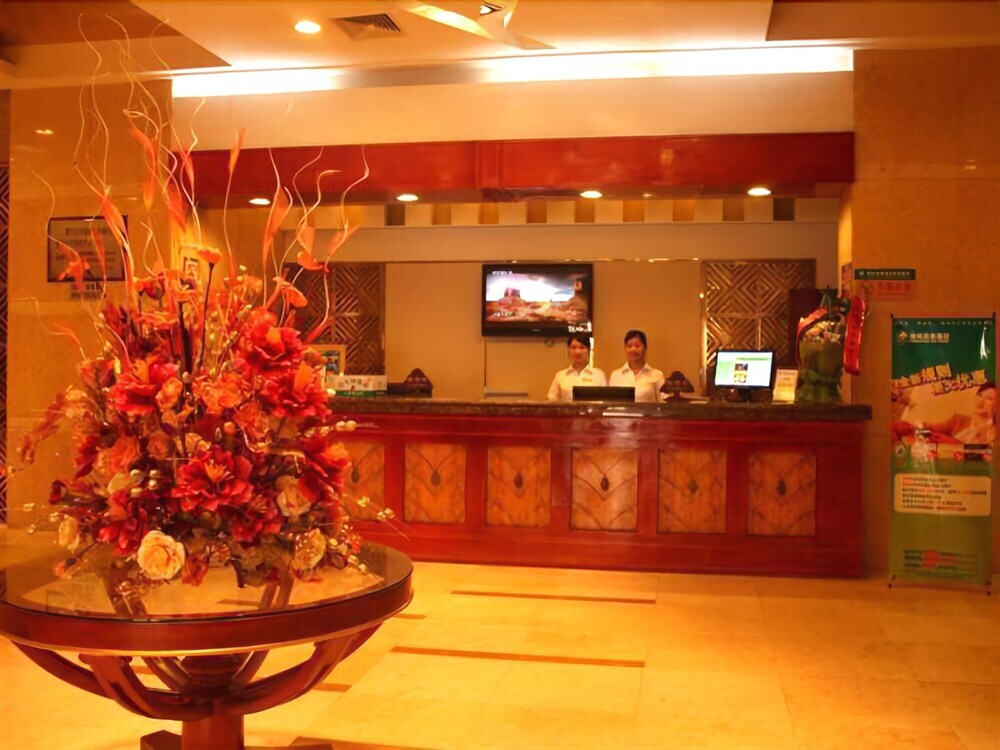 Ухань: GreenTree Inn Wuhan Hankou Jiangtan