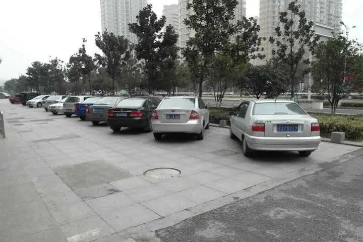 Чанчжоу: Jinjiang Inn Changzhou Olympic Center