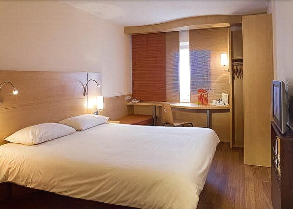 Шэньян: ibis Shenyang The Centre