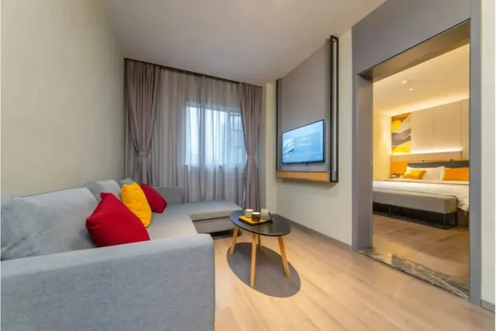 Чанша: Homeinn Selected Hotel (Changsha Xindaxin Wu Yi Square Subway Station)