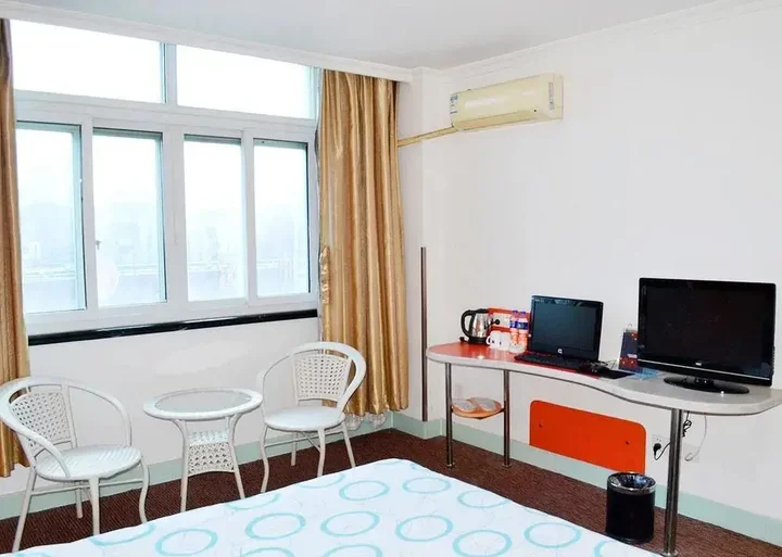 Чанчжоу: Motel 168 Yue Xing Guang Chang Inn