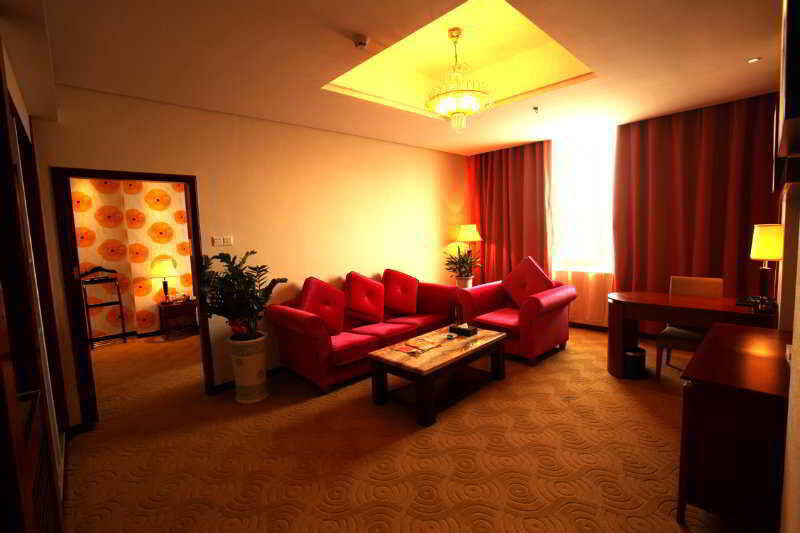 Шэньчжэнь: F Hotel