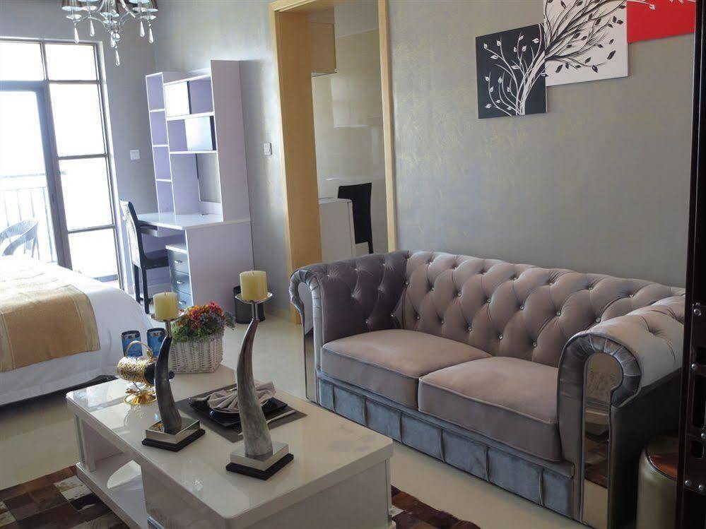 Цзиньюань: Private Enjoyed Home Aoyuan Apartment