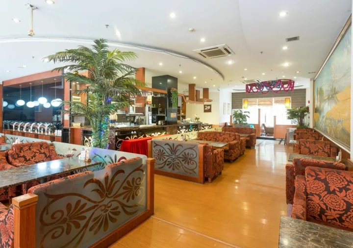 Шэньчжэнь: Harmony Business Hotel