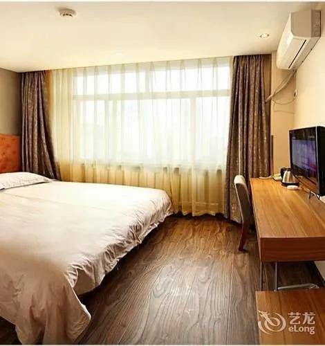 Далянь: 大连唯沃连锁酒店