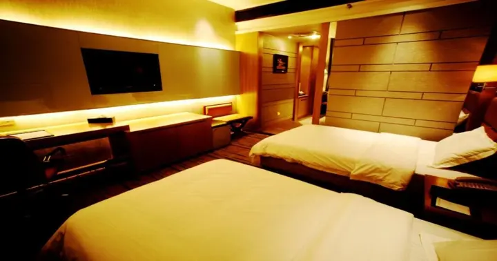 Харбин: Manhattan Hotel