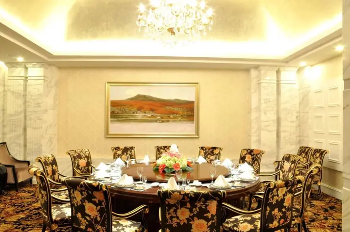 Ордос: Erdos Sishuangman Hotel