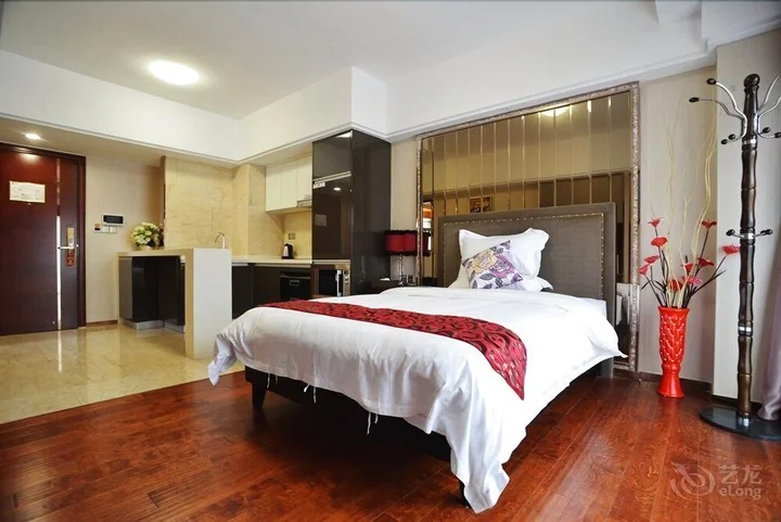 Фошань: Private Enjoy Home Apartment