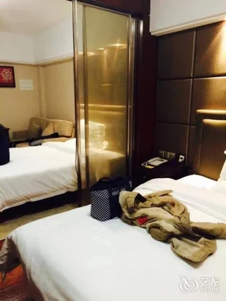 Фошань: Private Enjoy Home Apartment