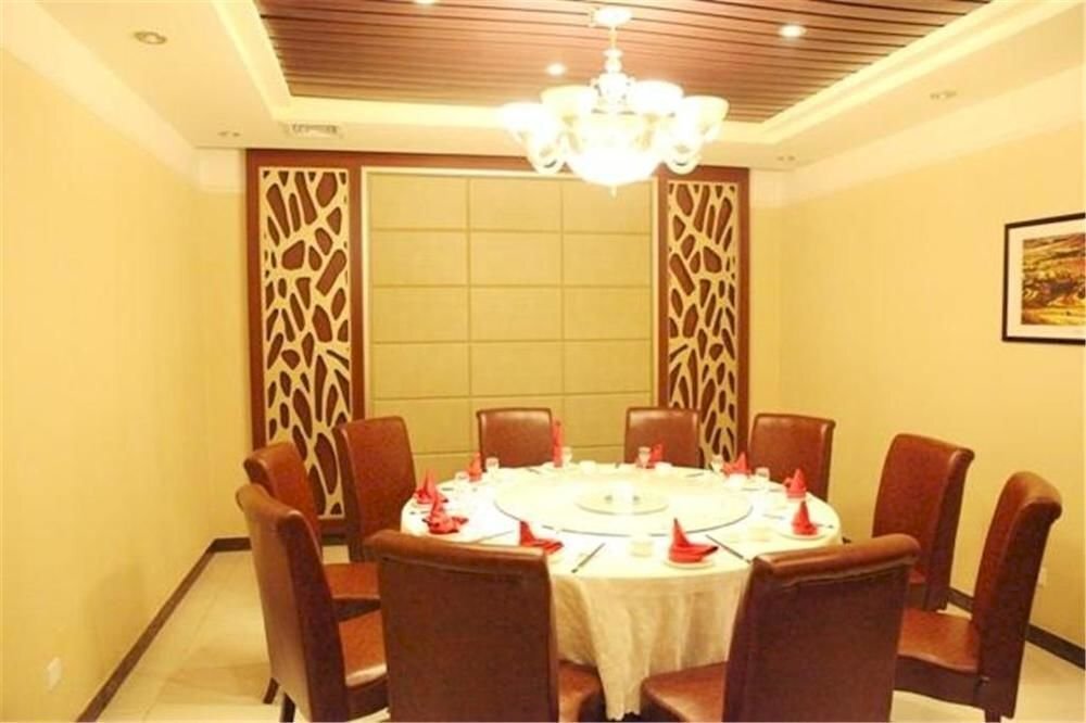 Чжанцзякоу: Lanjing Minghai Hotel