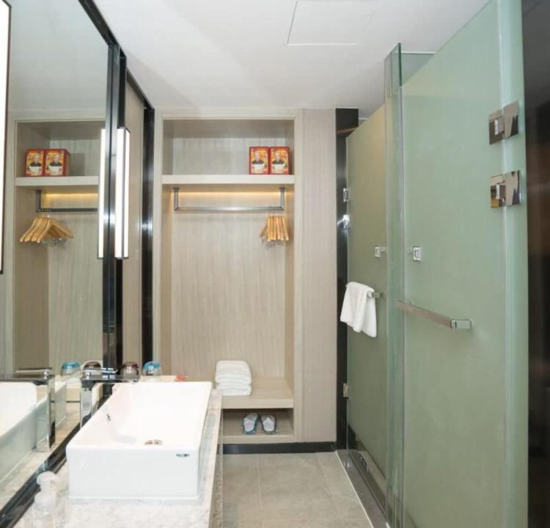 Гуйлинь: Echarm Hotel (Guilin Zhongshan Middle Road Liangjiang Sihu)
